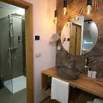 Hisa Trelc- Sobe 4*