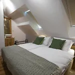 Hisa Trelc- Sobe Hotel Komenda