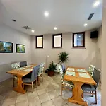 Hotel Hisa Trelc- Sobe Komenda