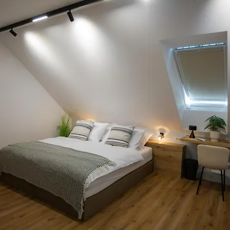 Hotel Hisa Trelc- Sobe Komenda