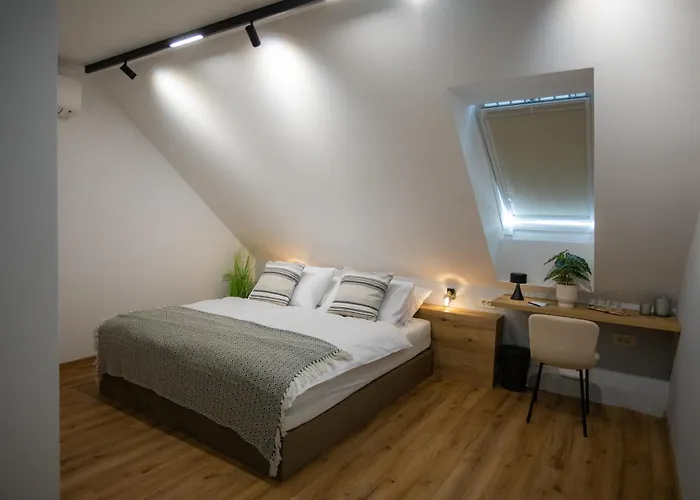 Hotel Hisa Trelc- Sobe Komenda